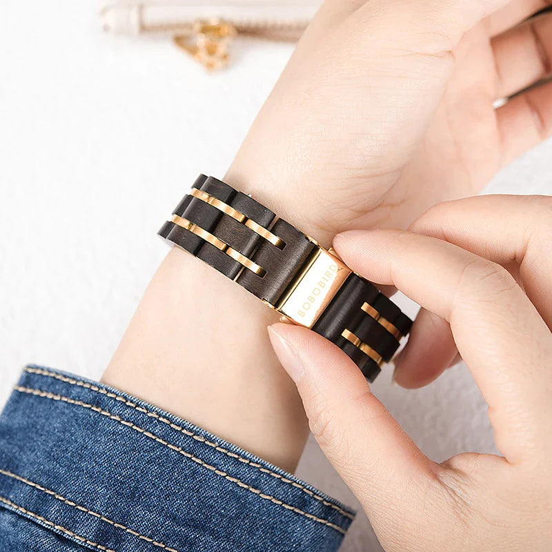 Casual Fashion Wooden Watch with natural wooden design, precise quartz movement, and lightweight construction