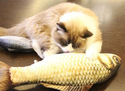 Catnip-filled plush fish toy for cats in various sizes, designed to satisfy scratching and chewing instincts