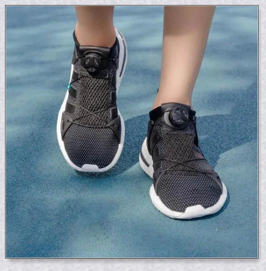 Rotating Automatic Shoe Buckle - a durable and convenient accessory for various shoe types, from sports to casual
