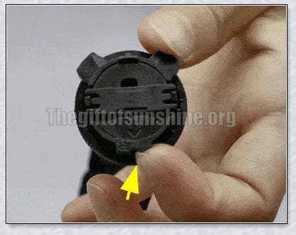 Rotating Automatic Shoe Buckle - a durable and convenient accessory for various shoe types, from sports to casual