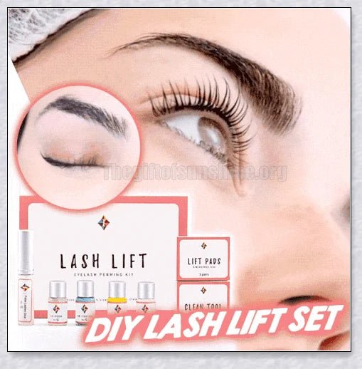 Professional Lash Lift Kit - Achieve salon-quality, lifted lashes at home with this innovative and easy-to-use kit