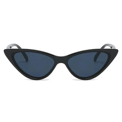 Chic Vintage Cat Eye Sunglasses for Women with UV400 Gradient Lenses in Leopard Brown Shade
