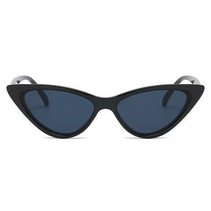 Chic Vintage Cat Eye Sunglasses for Women with UV400 Gradient Lenses in Leopard Brown Shade