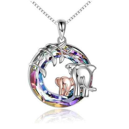 Platinum colour women's necklace with animal-shaped geometric diamond pendant featuring Saturn decoration on adjustable chain