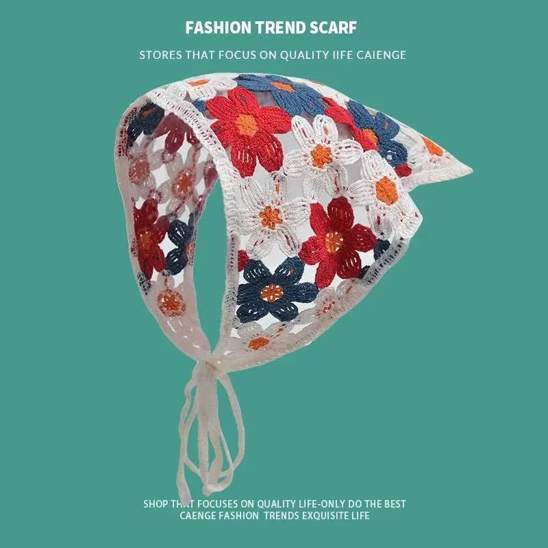 French retro triangle shawl in floral pattern, 100% cotton, 120cm sides for headscarf or neck wrap