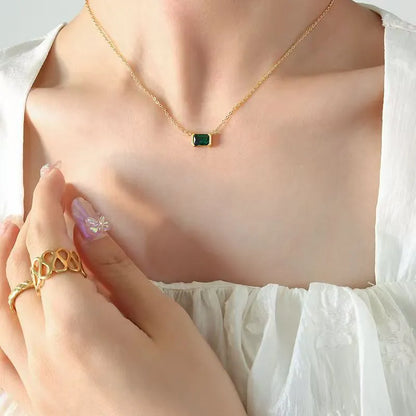 Gold geometric quadrilateral pendant necklace with Lvzuan accents on copper base