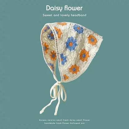 French retro triangle shawl in floral pattern, 100% cotton, 120cm sides for headscarf or neck wrap