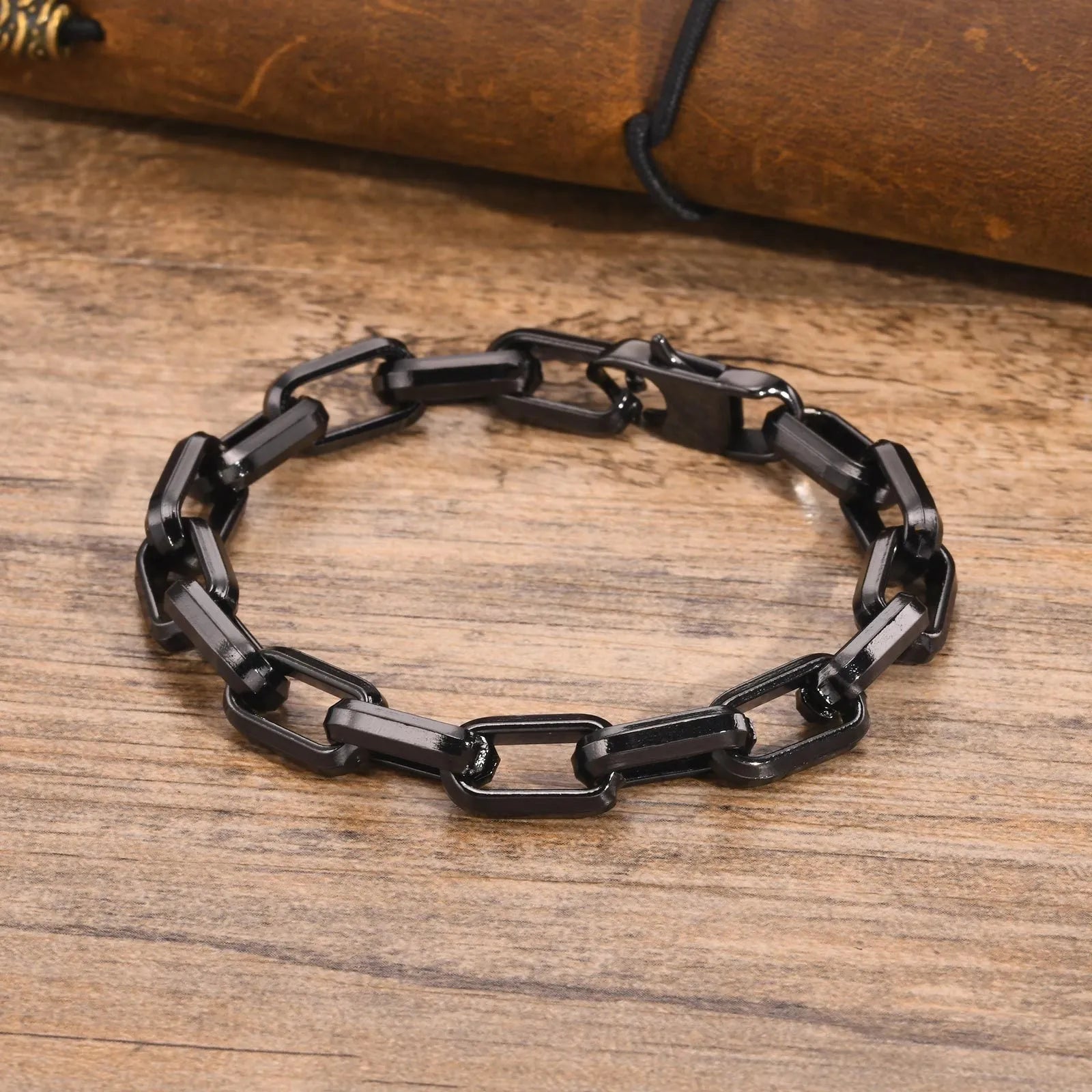 Titanium steel men's bracelet with square chain design in steel colour finish