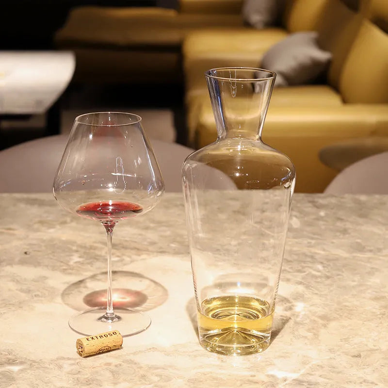 Crystal glass wine decanter with liquor divider for red wine serving