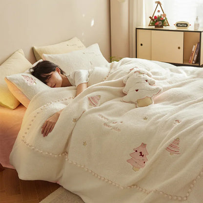 Winter Milk Fibre four-piece bedding set with Green Christmas Tree pattern on 100% cotton