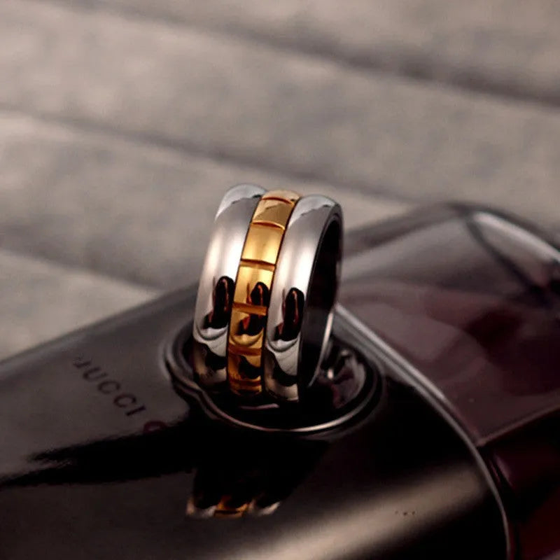Ultra-wide gold titanium steel ring with rotatable knuckle tail in sizes 7-10