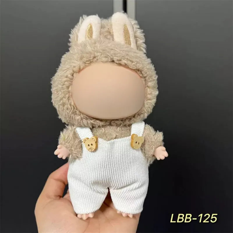 Plastic doll costume for 17cm vinyl figurine with multiple style options and measurement specifications