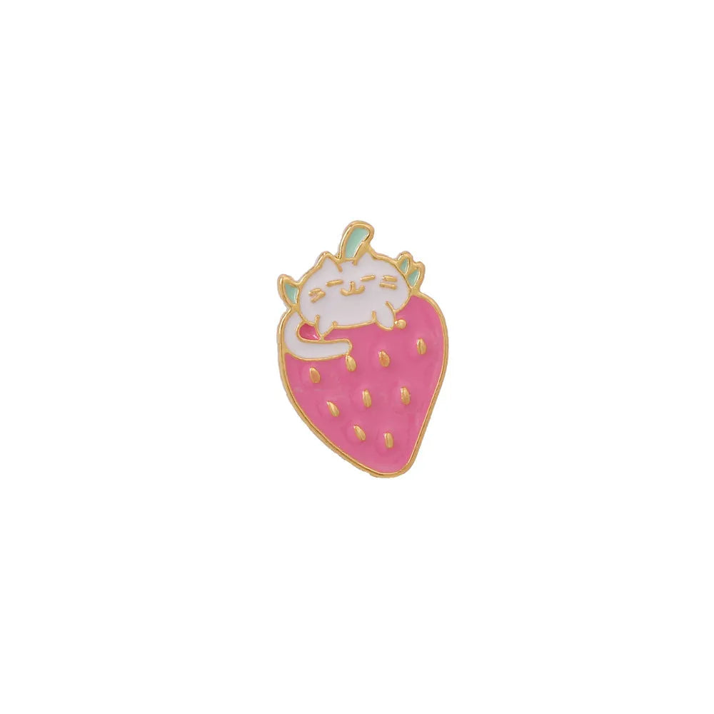 Alloy cat brooch with strawberry cake and dripping oil design in enamel colours