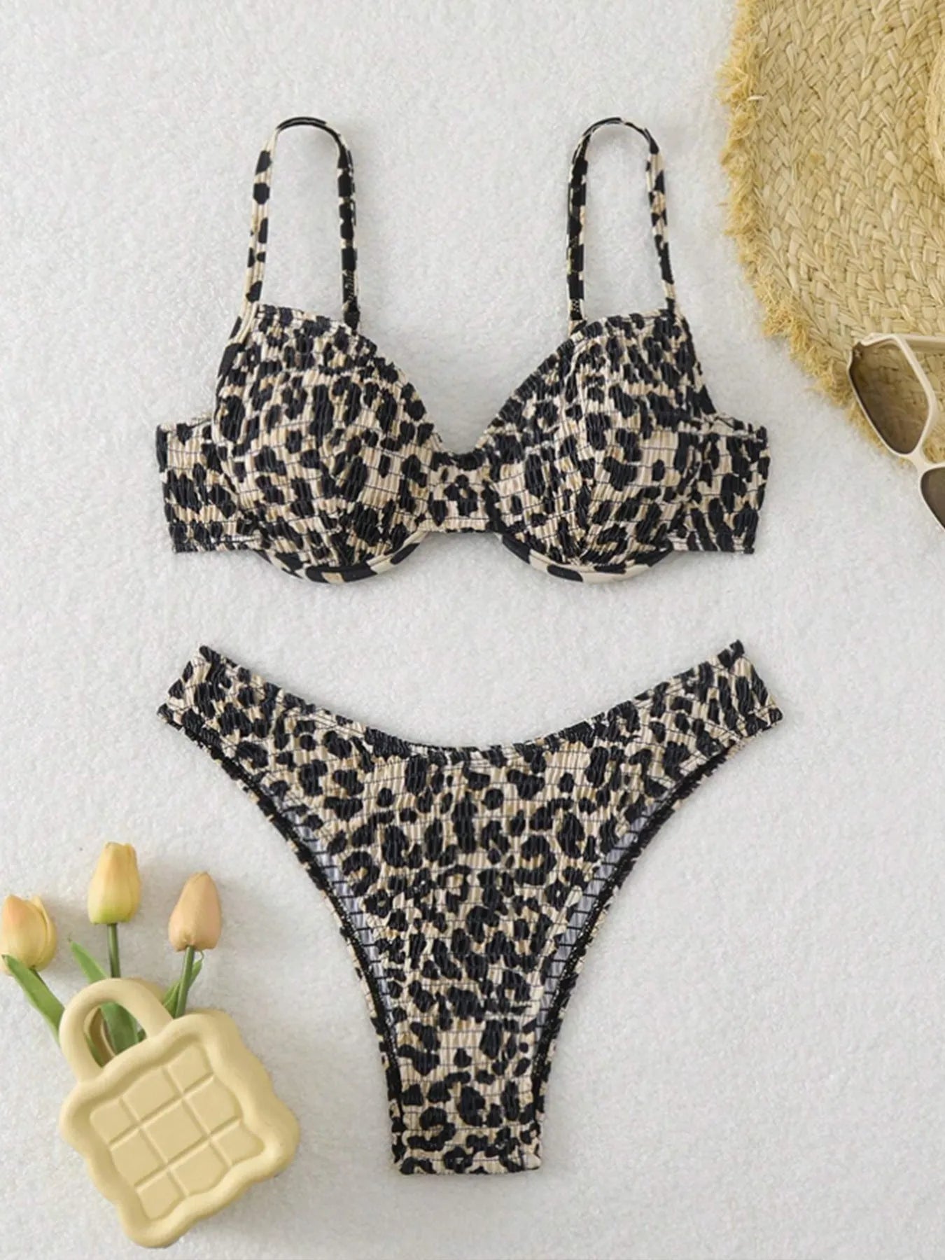 Leopard point bikini swimsuit in brown mixed colour with backless briefs style