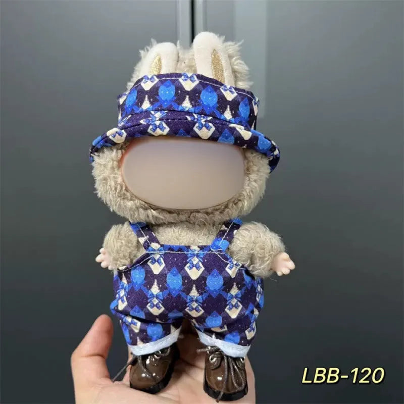 Plastic doll costume for 17cm vinyl figurine with multiple style options and measurement specifications