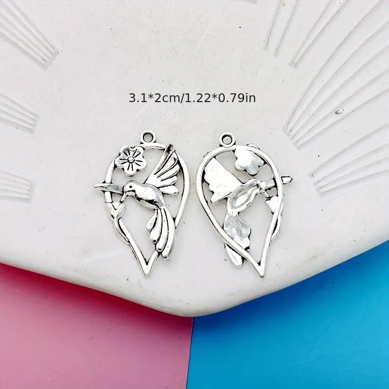 Alloy magpie pendant measuring 3.5cm with electroplated colour P234 finish for DIY jewellery