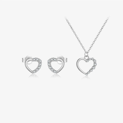 S925 sterling silver hollow heart necklace on a regular chain, available in gold or platinum plating.