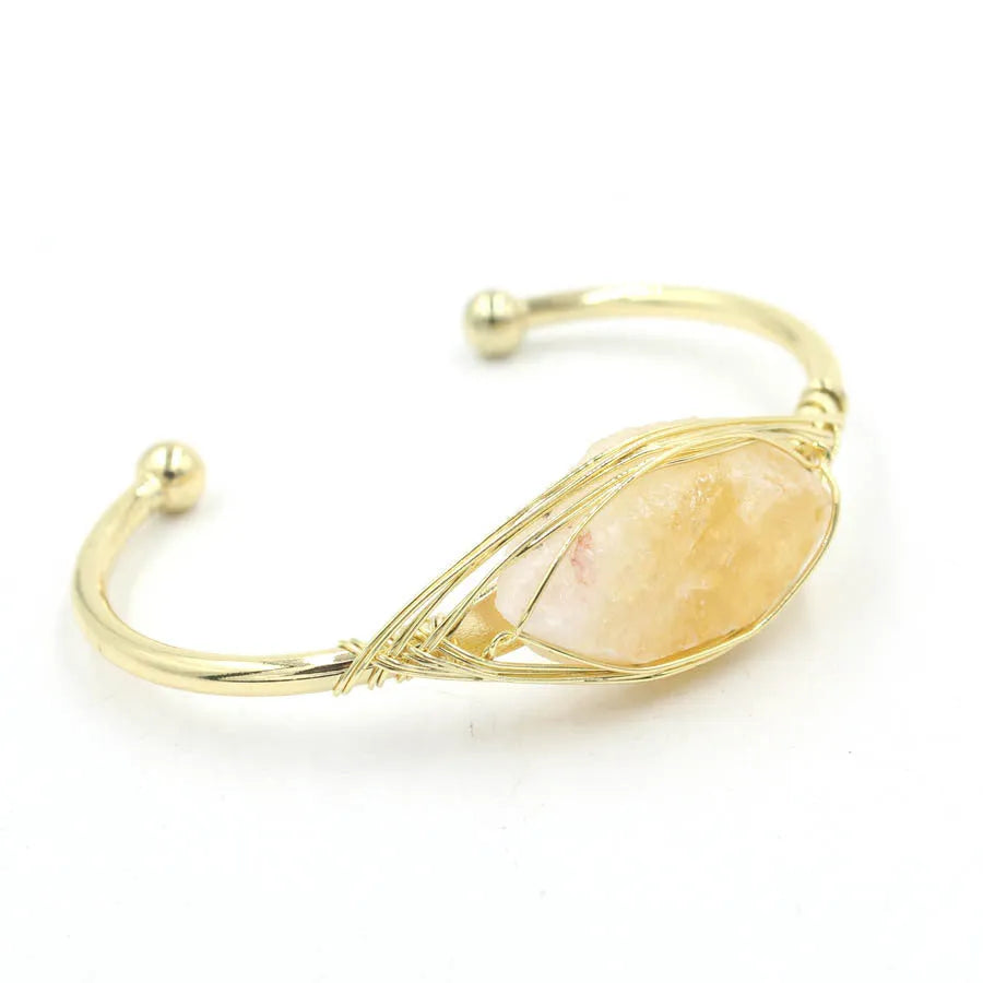 Natural raw gemstone crystal bracelet with 8mm ethnic beads and simple clasp in amethyst colour