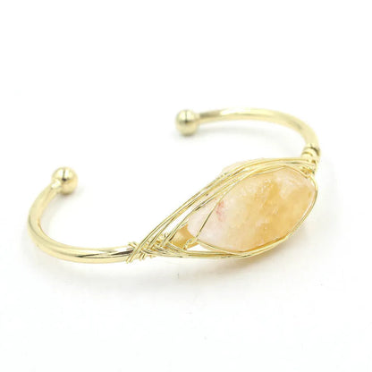 Natural raw gemstone crystal bracelet with 8mm ethnic beads and simple clasp in amethyst colour