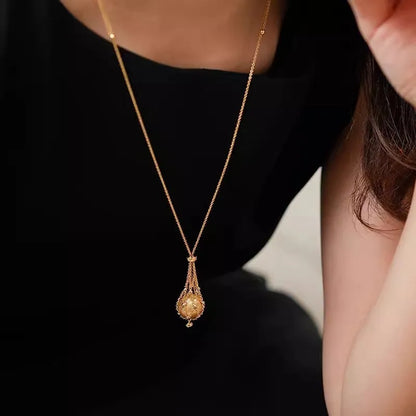 Retro court style net pocket necklace with gold plastic beads and alloy O ring chain