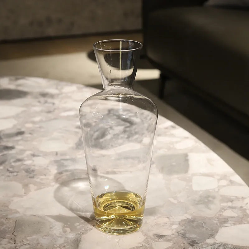 Crystal glass wine decanter with liquor divider for red wine serving