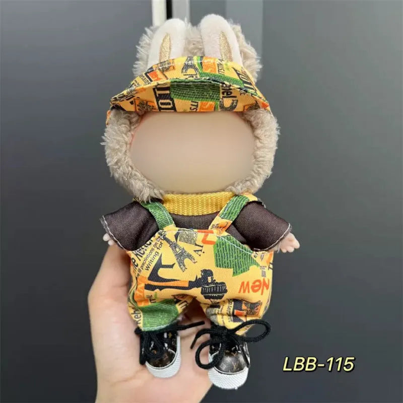 Plastic doll costume for 17cm vinyl figurine with multiple style options and measurement specifications