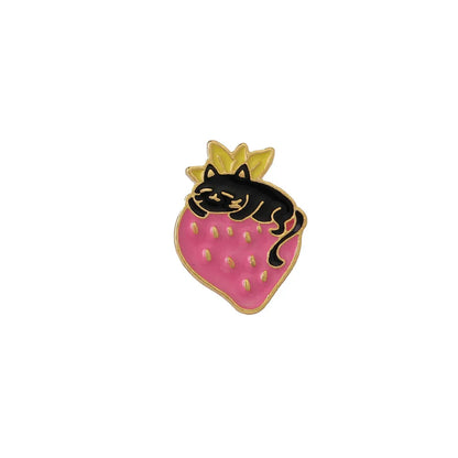 Alloy cat brooch with strawberry cake and dripping oil design in enamel colours