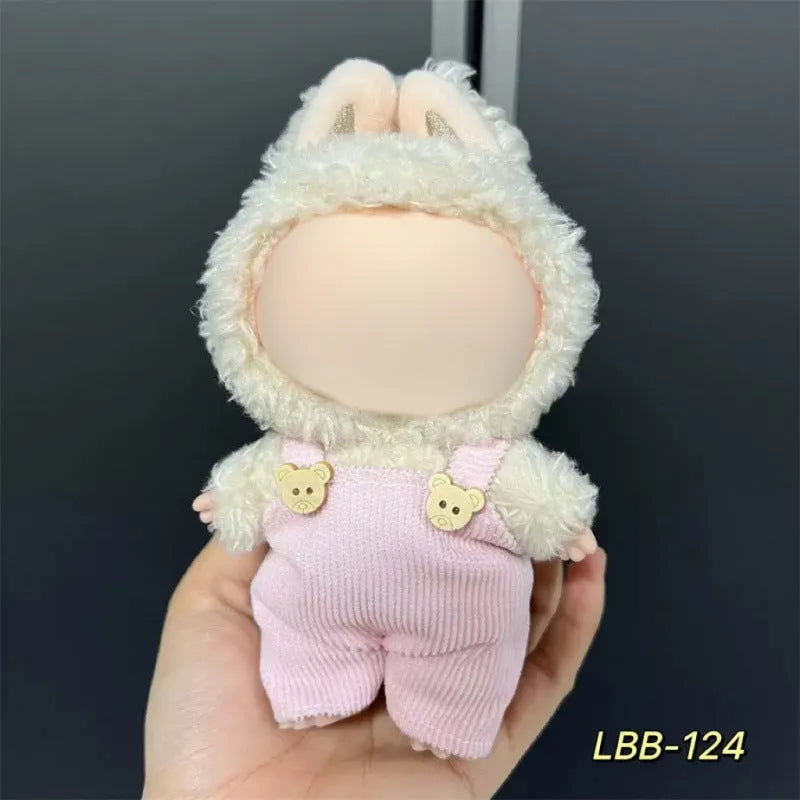 Plastic doll costume for 17cm vinyl figurine with multiple style options and measurement specifications