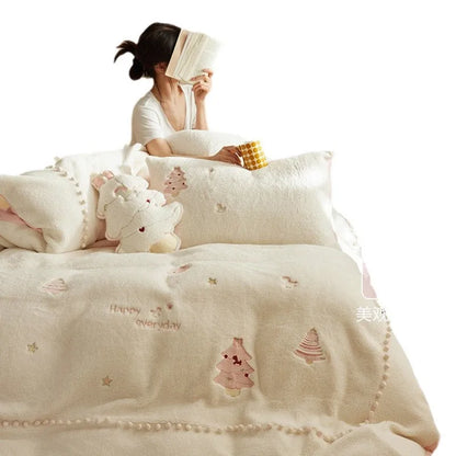 Winter Milk Fibre four-piece bedding set with Green Christmas Tree pattern on 100% cotton