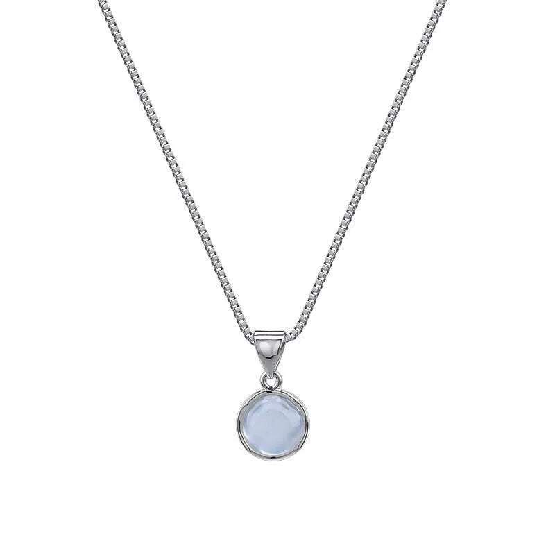 Women's oval pendant necklace with adjustable chain and eight-pointed star crystal in X7 6 Moon Light colour