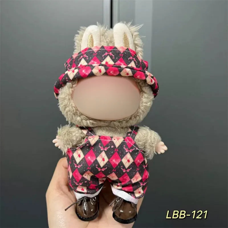 Plastic doll costume for 17cm vinyl figurine with multiple style options and measurement specifications