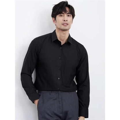Wine red men's slim fit business shirt with long sleeves and non-ironing polyester blend fabric