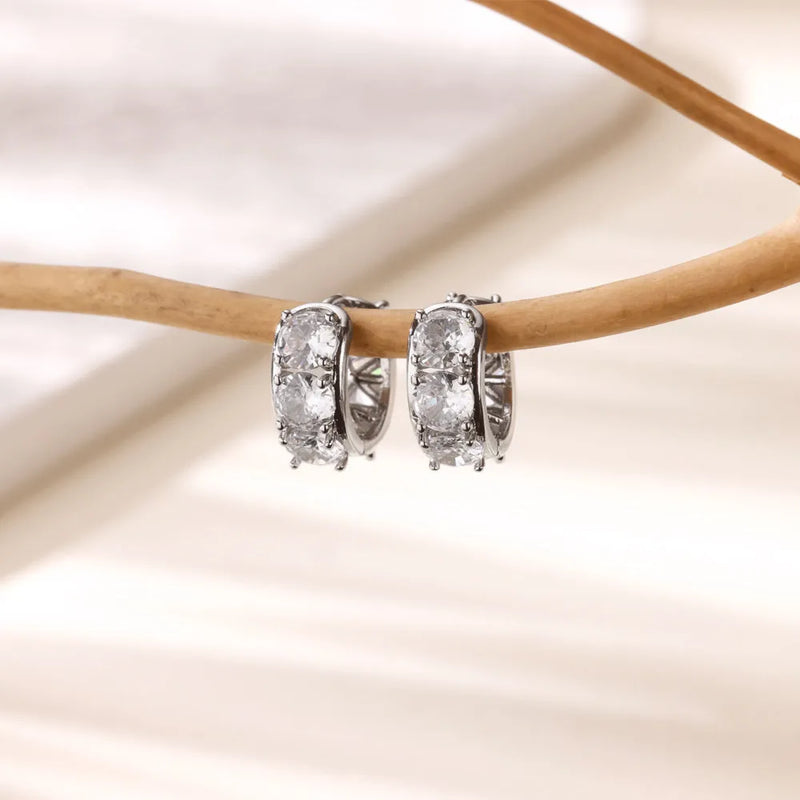 U-shaped Stainless Steel Ear Clip Earrings with Inlaid Zircon Stones, Featuring a Secure Clip Mechanism for Non-Pierced Ears and a Polished Finish