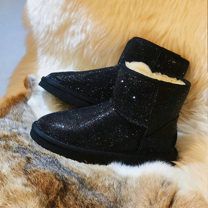 Rhinestone-embellished snow boots for women with durable rubber soles and warm insulation