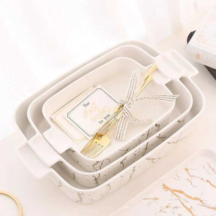 Elegant marble ceramic plate with a sophisticated and timeless design, perfect for dining and entertaining.