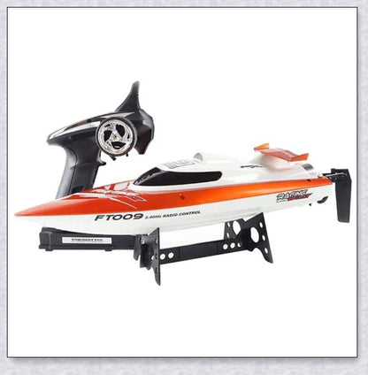 RC Speed Turbo Racing Boat - High-speed remote-controlled boat with sleek design and powerful performance