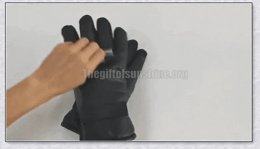 Heated gloves made from water-resistant PU material with soft coral fleece lining for warmth and comfort