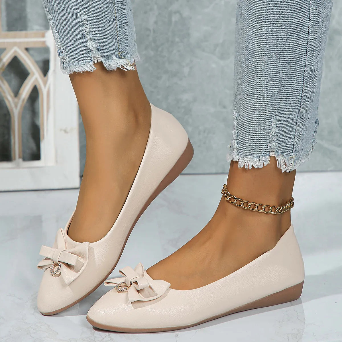 Plus size women's flat casual shoes with bowknot detail and shallow mouth design in beige
