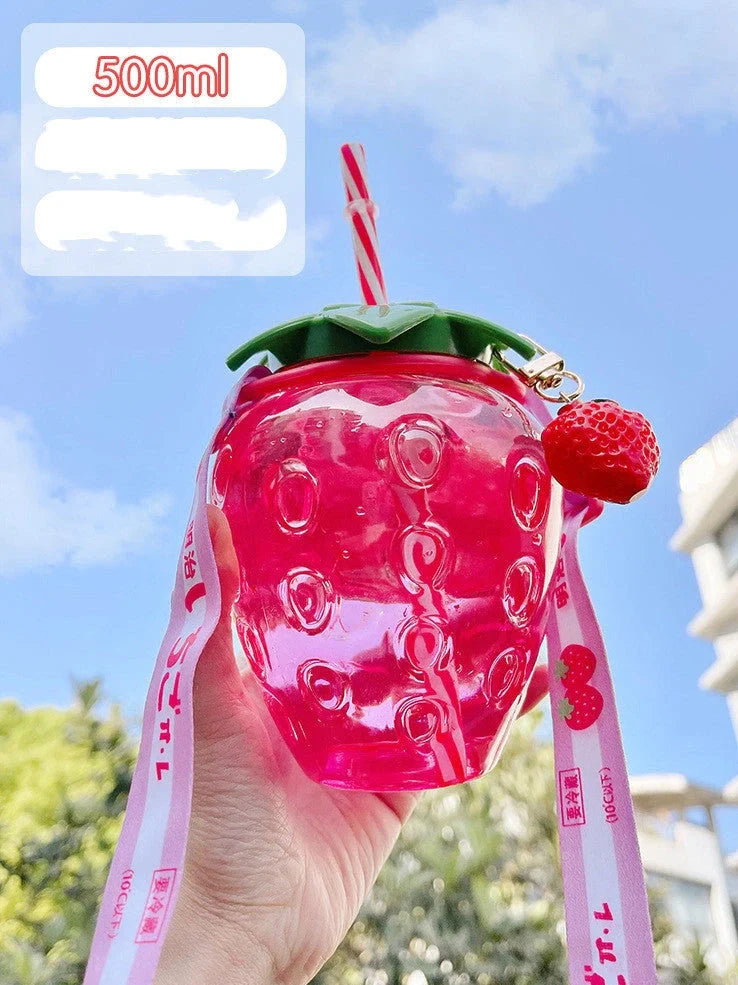 500ml strawberry-shaped water bottle with integrated straw, red with green leaf details