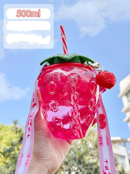 500ml strawberry-shaped water bottle with integrated straw, red with green leaf details