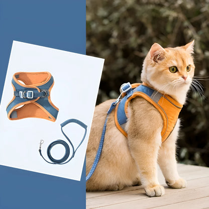 Cat pulling rope vest with reflective chest strap in suede material with contrast stitching