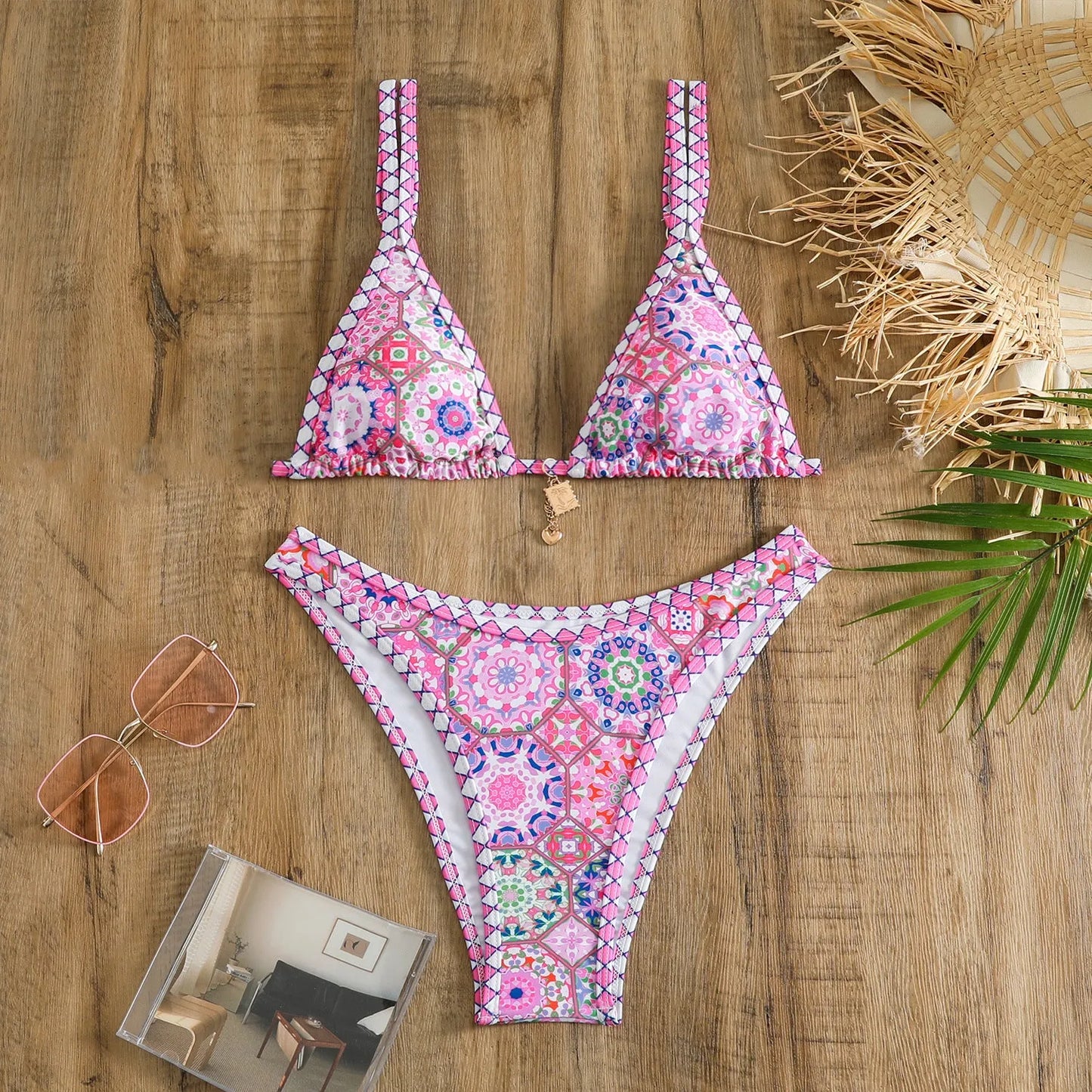 Retro 4-colour printed women's bikini swimwear set with European-American pattern style