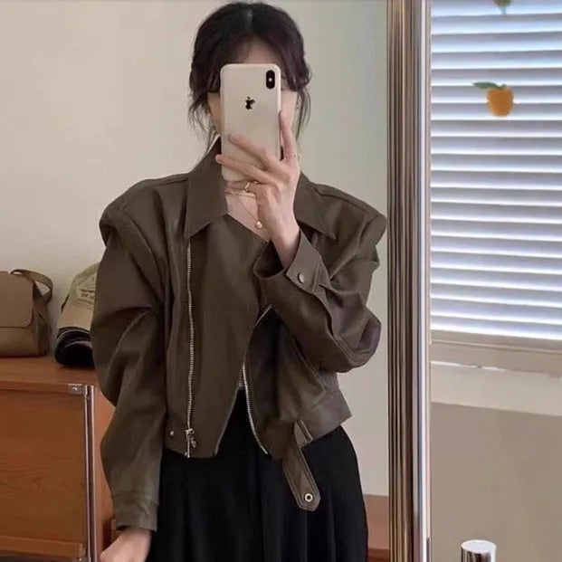 Women's brown retro slim fit leather coat jacket with pocket and regular sleeves