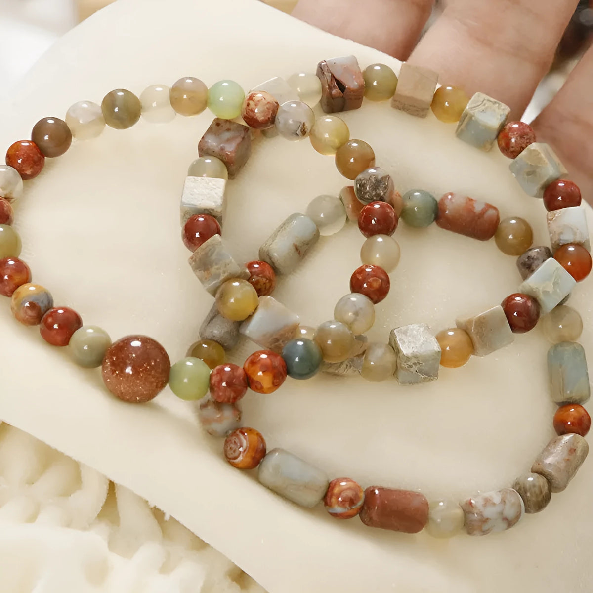 Human Fireworks natural Shoushan stone agate bracelet, hand-woven unisex geometric round design