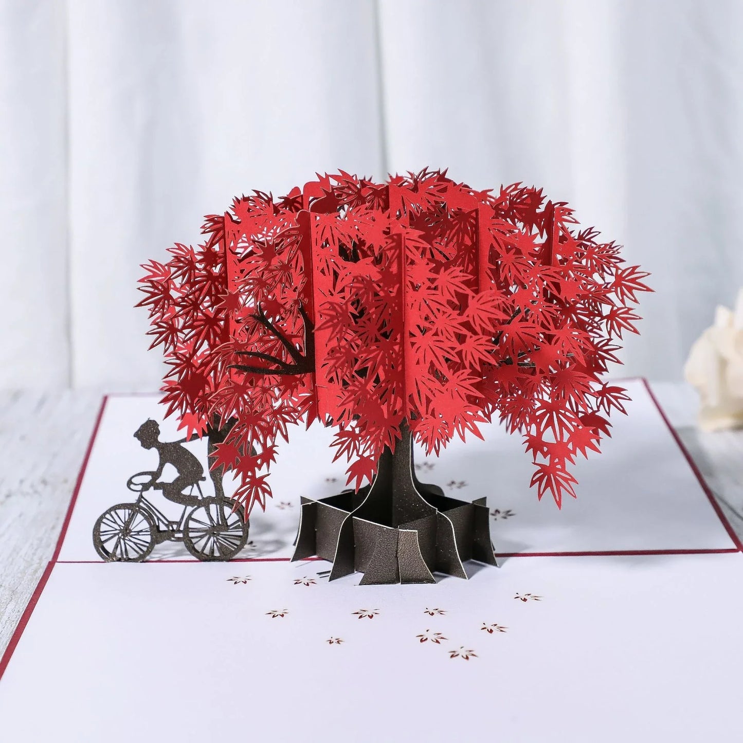 Exquisite 3D pop-up greeting cards for lovers, featuring a variety of romantic motifs like roses, landscapes, and couples.