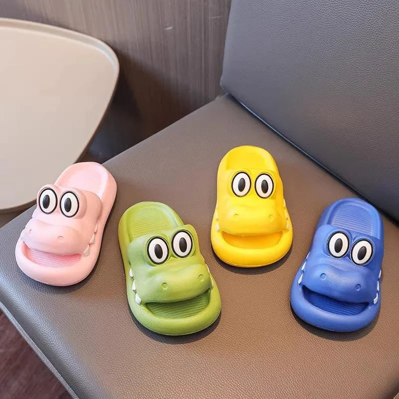 EVA platform parent child sandals with animal pattern in pink, green, yellow or blue colours