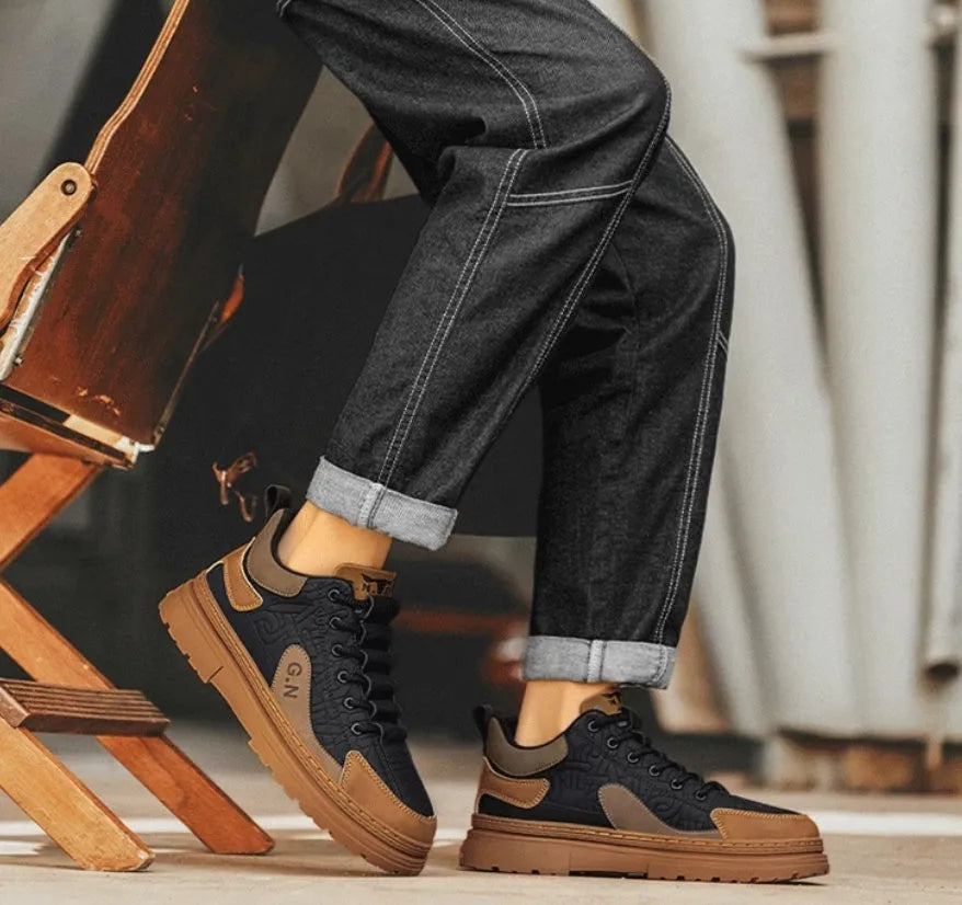 Black and white platform casual sneakers with thick rubber soles for height increase
