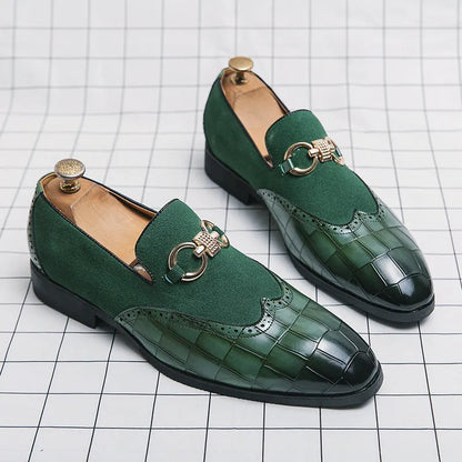 Men's black Korean style pointed toe casual shoes with sewing line detail on artificial PU upper