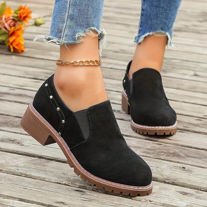 Plus size casual thick heel ankle boots for women in suede, low heel round toe mid-calf boot with elastic band wearing method, available in black and light brown colour for autumn and winter wear, sizes 35 to 43.