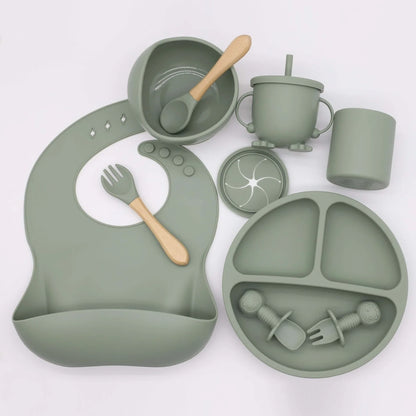 10-piece silicone baby feeding set in dark red, FDA-certified with heat resistance -40°C to +220°C for safe complementary food